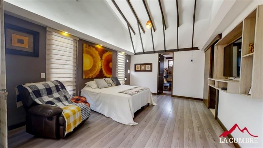 Casa de 5 alcobas en venta en Poblado Del Sur, La Estrella, 299 m² · foto 23 de 24