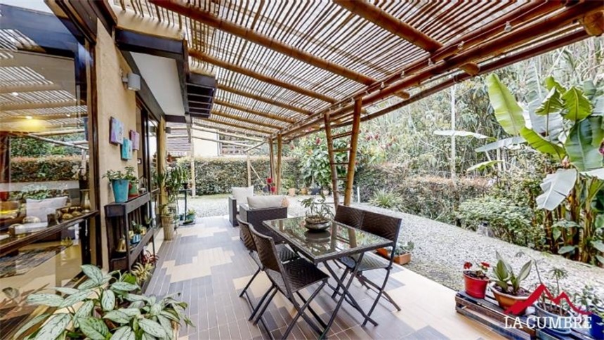Casa de 5 alcobas en venta en Poblado Del Sur, La Estrella, 299 m² · foto 10 de 24