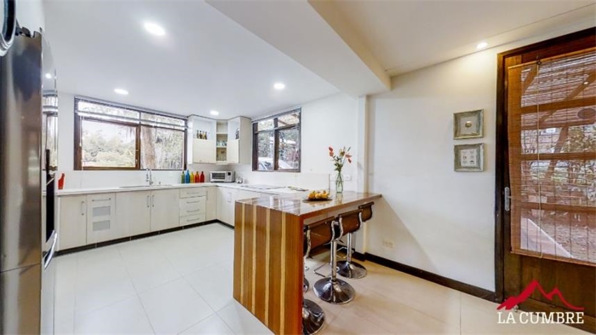 Casa de 5 alcobas en venta en Poblado Del Sur, La Estrella, 299 m² · foto 8 de 24