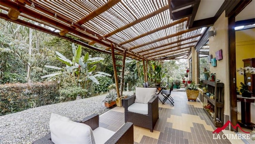 Casa de 5 alcobas en venta en Poblado Del Sur, La Estrella, 299 m² · foto 11 de 24
