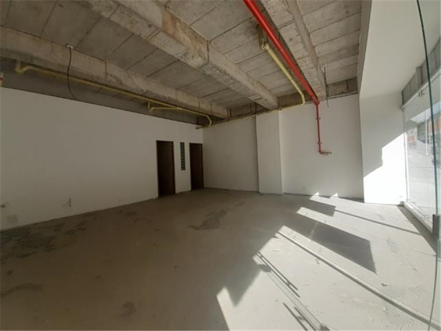 Local en Arriendo - Vista 2
