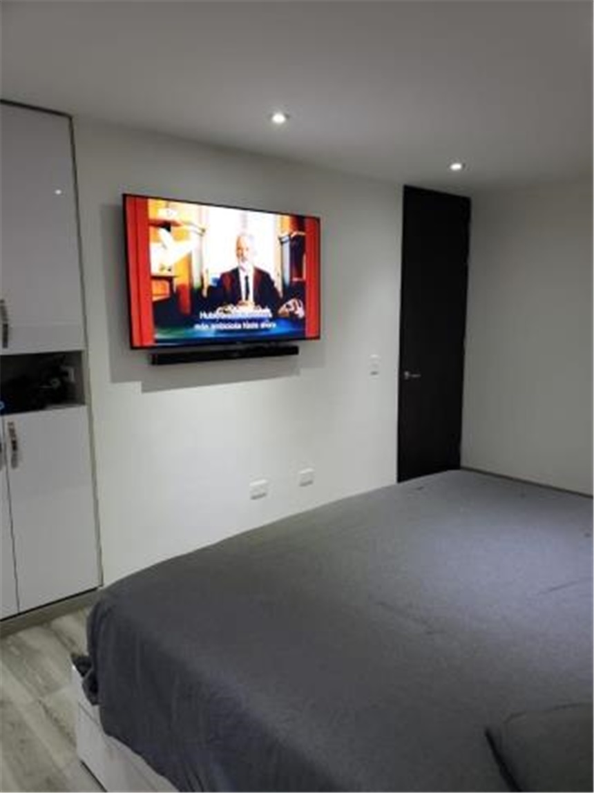 Apartamento en venta en Santa Barbara, Bogotá · foto 9 de 14