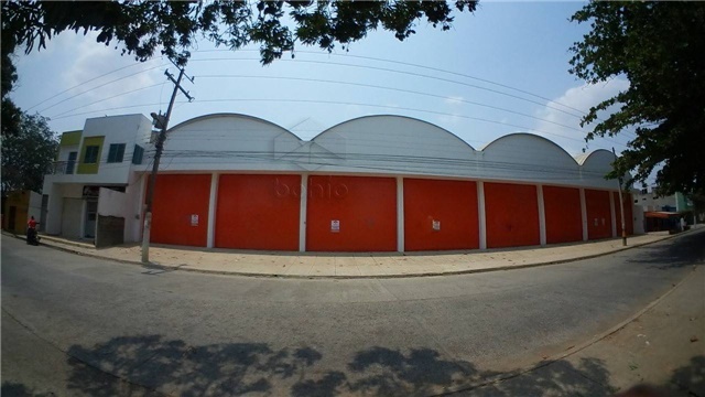 Bodega en Arriendo - Más
