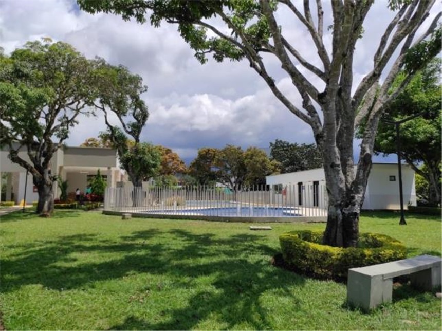 Casa de 4 alcobas en venta en Potrerito, Jamundí, 280 m² · foto 16 de 24