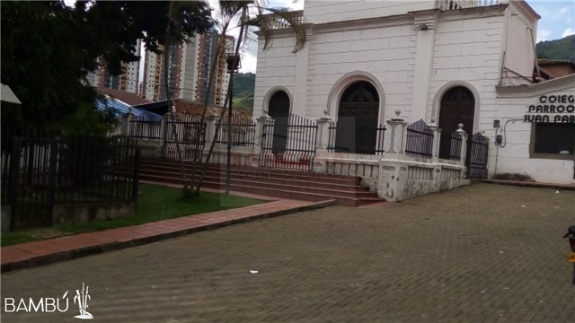 Casa de 3 alcobas en venta en Fontidueño, Bello, 237 m² · foto 4 de 6