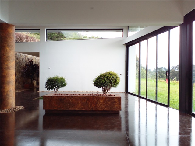 Casa de 3 alcobas en venta en Las Palmas, Medellín, 400 m² · foto 2 de 19