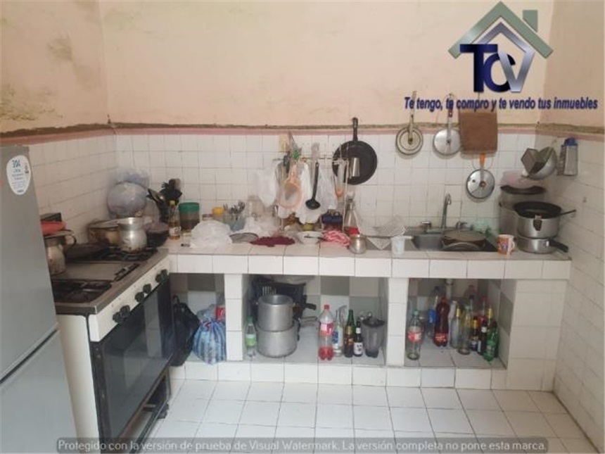 Casa de 9 alcobas en venta en Girardot, Bucaramanga, 204 m² · foto 2 de 9