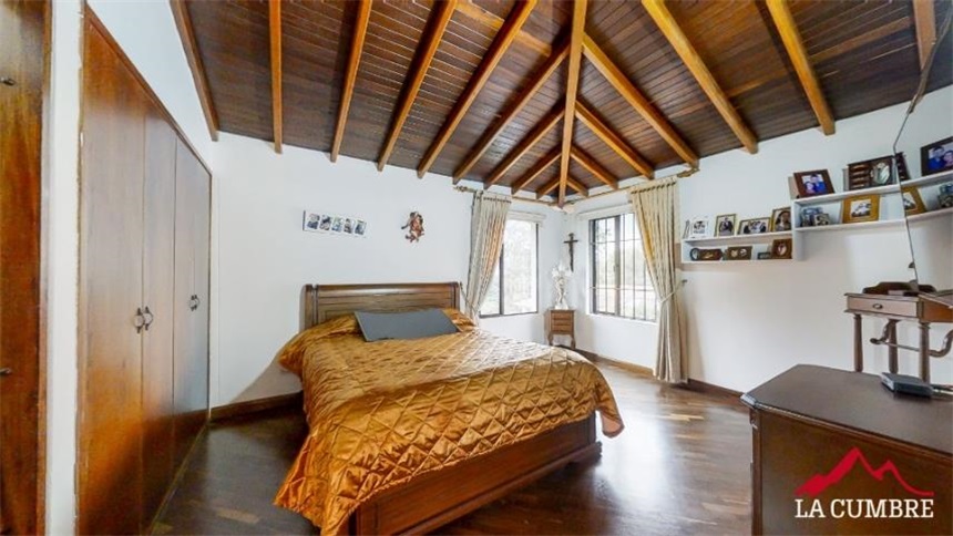 Casa de 3 alcobas en venta en Alejandro Echavarria, Medellín, 340 m² · foto 21 de 24