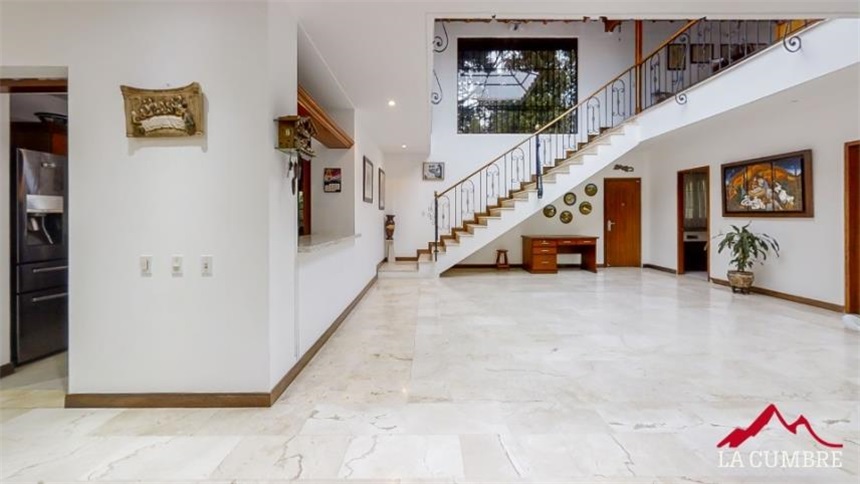 Casa de 3 alcobas en venta en Alejandro Echavarria, Medellín, 340 m² · foto 4 de 24