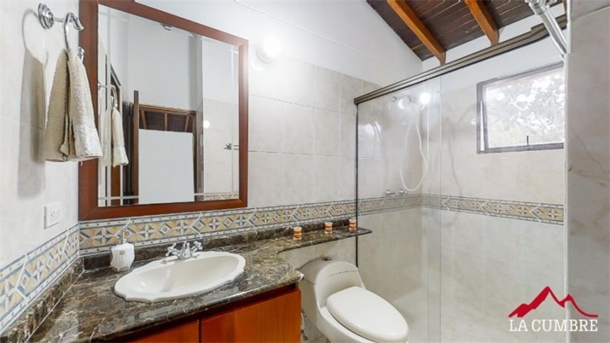 Casa de 3 alcobas en venta en Alejandro Echavarria, Medellín, 340 m² · foto 20 de 24