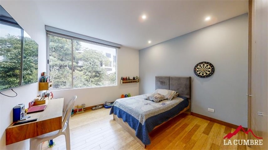 Casa de 3 alcobas en venta en San Lucas, Medellín, 271 m² · foto 11 de 24