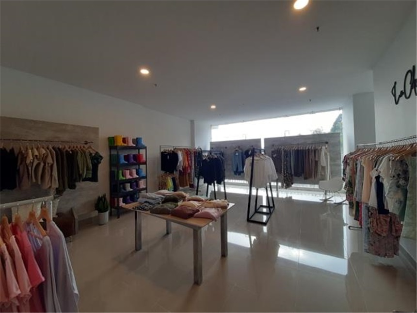 Local en Arriendo - Vista 4