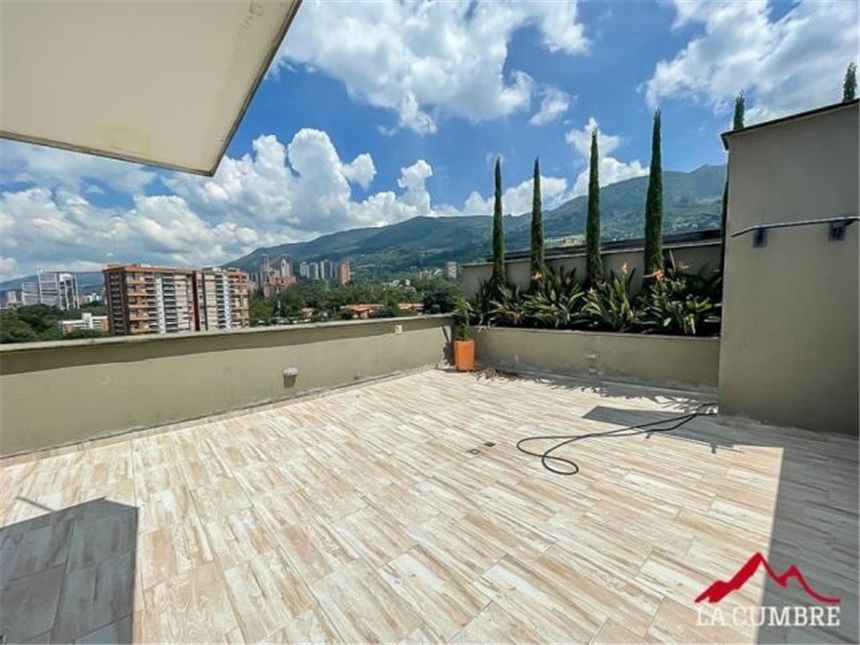 Apartamento en venta en Loma Benedictinos, Envigado · foto 3 de 10