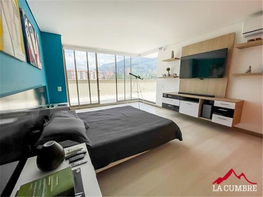 Apartamento en venta en Loma Benedictinos, Envigado · foto 4 de 10