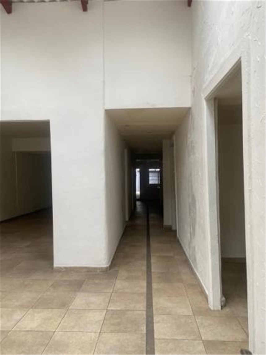 Local en Arriendo - Vista 4