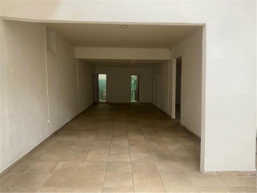Local en Arriendo - Vista 5