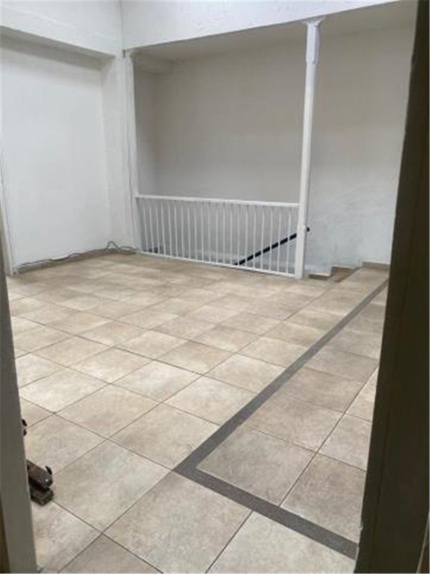 Local en Arriendo - Vista 2