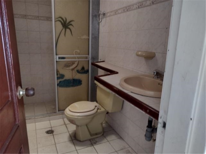 Casa de 5 alcobas en venta en Quinta Oriental, Cúcuta, 151 m² · foto 11 de 17