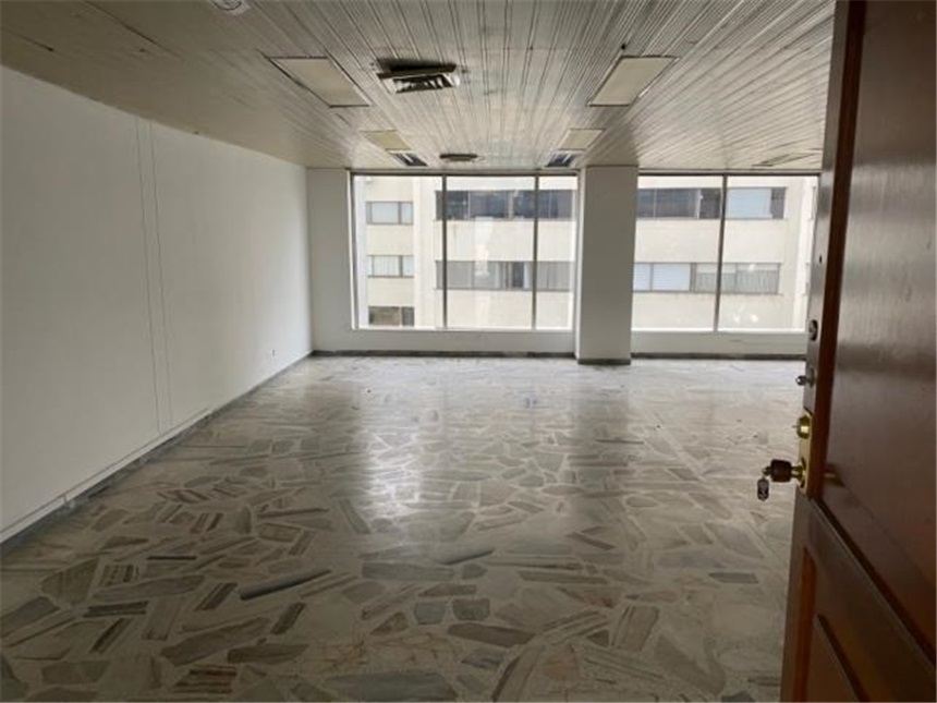 Oficina en Arriendo - Vista 2