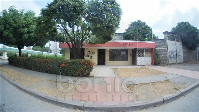 Casa en venta en Los Laureles, Montería · foto 3 de 21