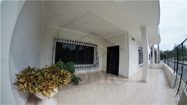 Casa en venta en Centro, Montería · foto 2 de 24
