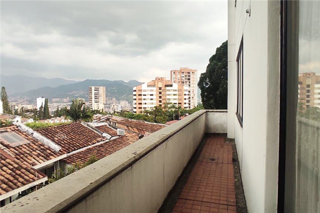 Apartamento de 3 alcobas en venta en El Poblado, Medellín, 177 m² · foto 15 de 15