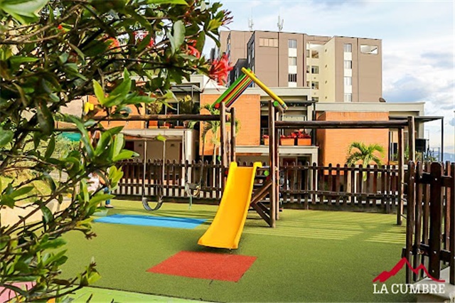 Apartamento en venta en Altos Del Poblado, Medellín · foto 7 de 11