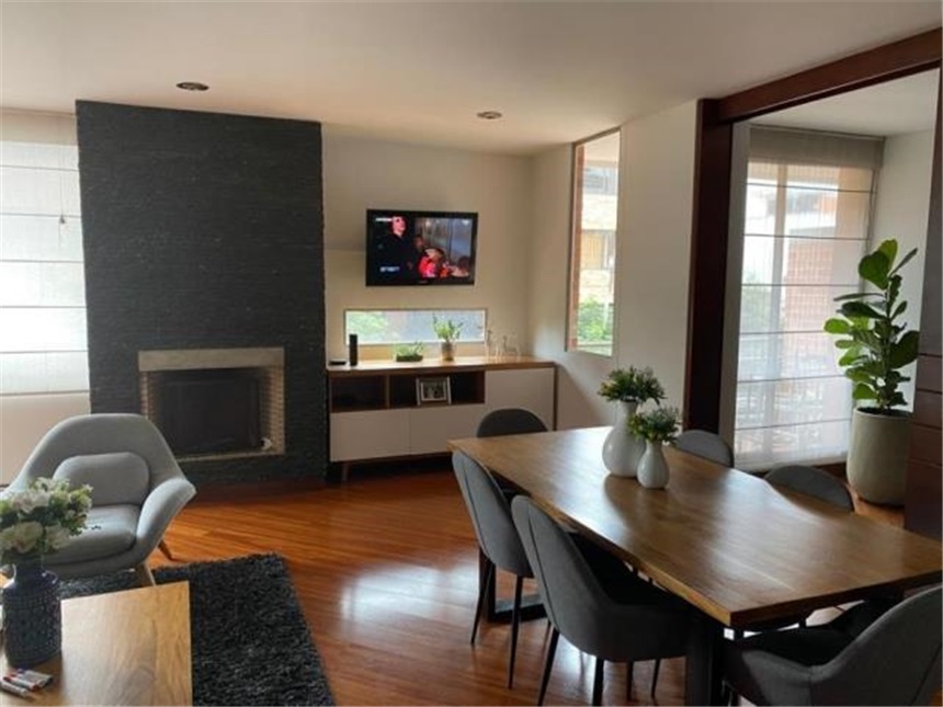 Piso – Bogotá, Santa Bárbara, Localidad Usaquén - Más