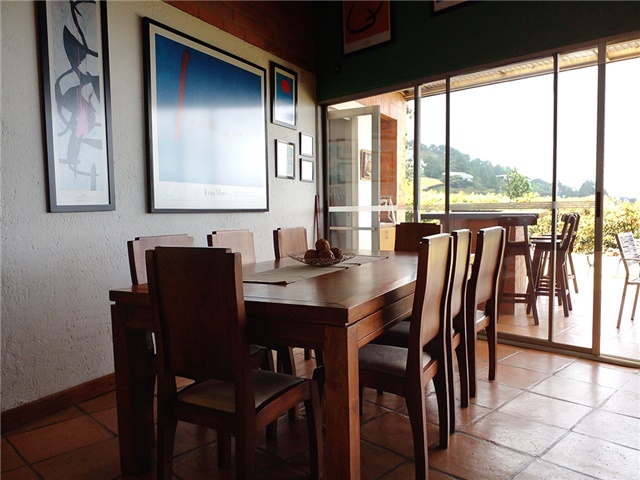 Casa de 5 alcobas en venta en Las Palmas, Medellín, 590 m² · foto 3 de 20