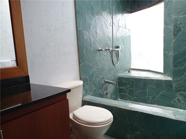 Casa de 5 alcobas en venta en Las Palmas, Medellín, 590 m² · foto 5 de 20