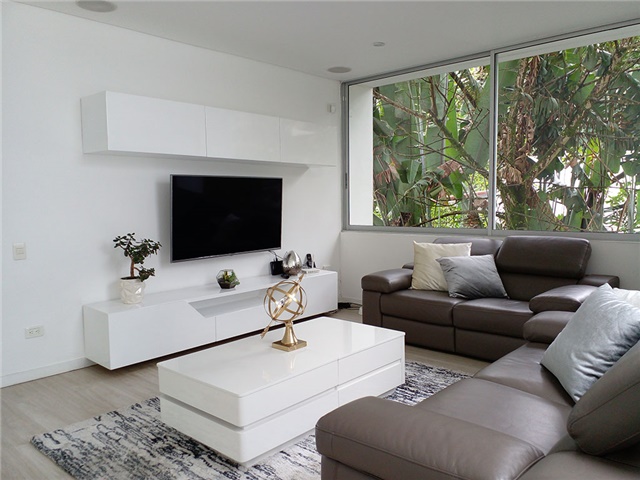 Casa de 4 alcobas en venta en Los Balsos, Medellín, 680 m² · foto 6 de 20