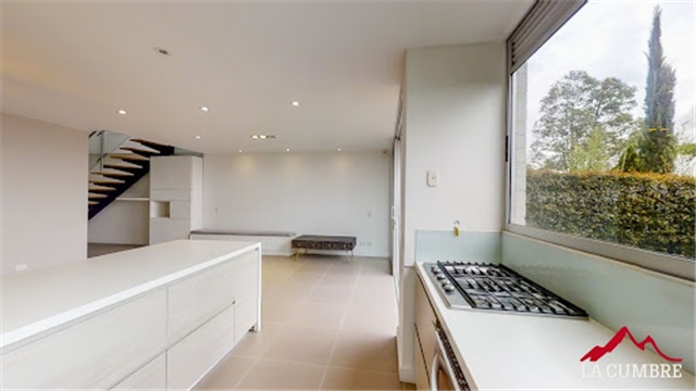 Apartamento de 3 alcobas en venta en Loma El Atravesado, Envigado, 220 m² · foto 6 de 24