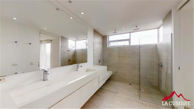 Apartamento de 3 alcobas en venta en Loma El Atravesado, Envigado, 220 m² · foto 18 de 24