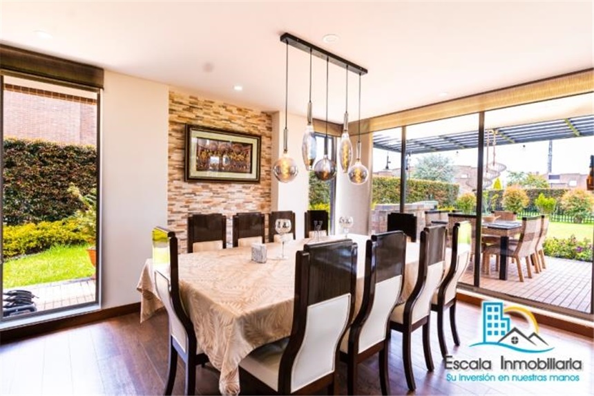 Casa de 4 alcobas en venta en Pueblo Viejo, Cota, 223 m² · foto 7 de 24