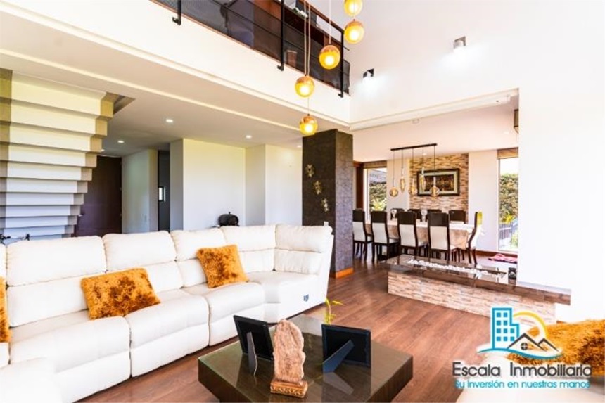 Casa de 4 alcobas en venta en Pueblo Viejo, Cota, 223 m² · foto 5 de 24
