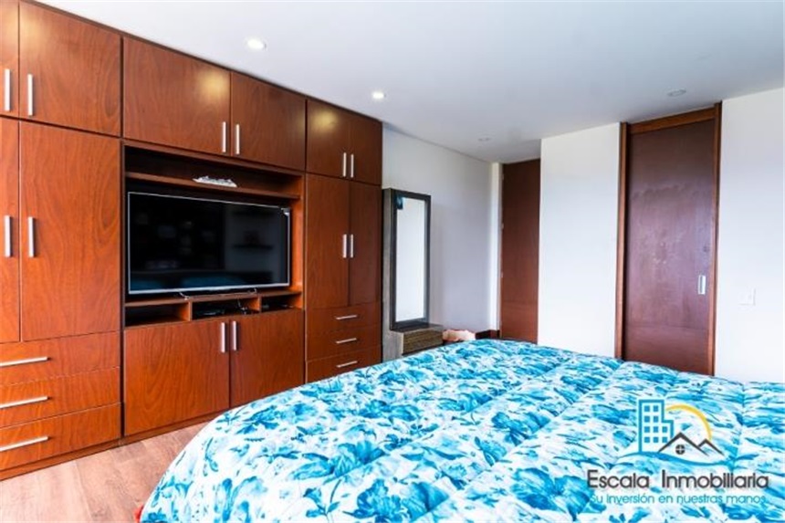 Casa de 4 alcobas en venta en Pueblo Viejo, Cota, 223 m² · foto 23 de 24