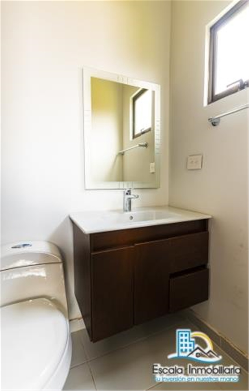 Casa de 4 alcobas en venta en Pueblo Viejo, Cota, 223 m² · foto 15 de 24