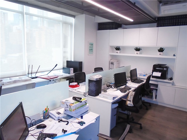Oficina en venta en Manila, Medellín, 63 m² · foto 4 de 14