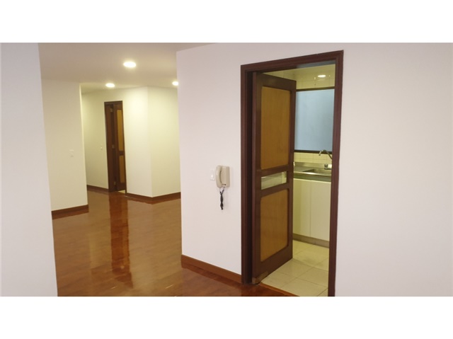 Apartment in Bogotá, UPZ Usaquén, Localidad Usaquén - View 4