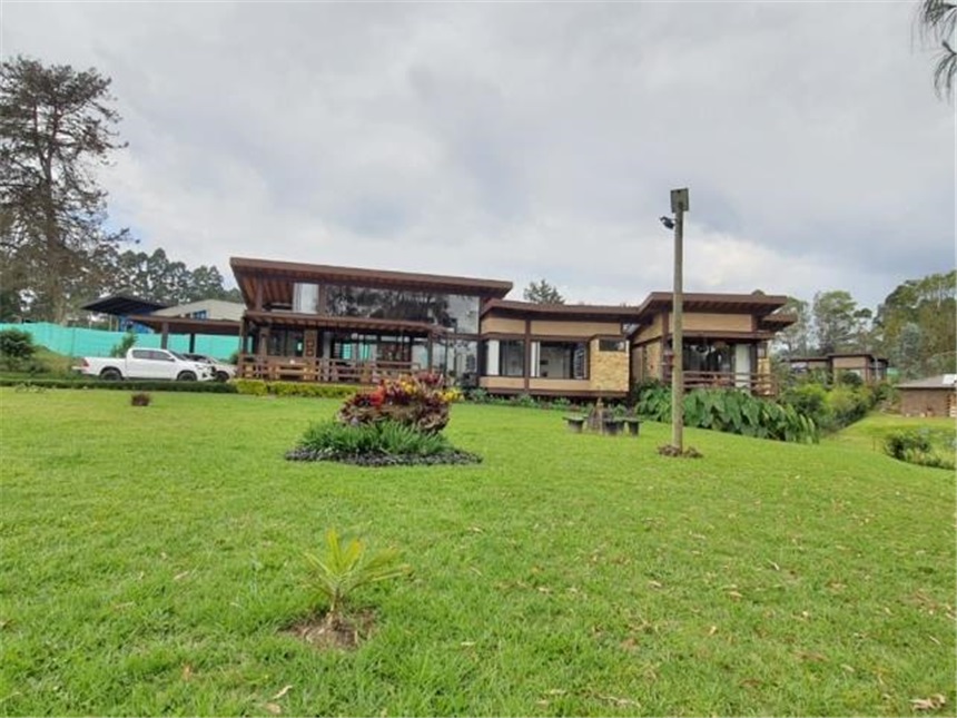 Casa de 3 alcobas en venta en El Carmen, El Retiro · foto 8 de 24
