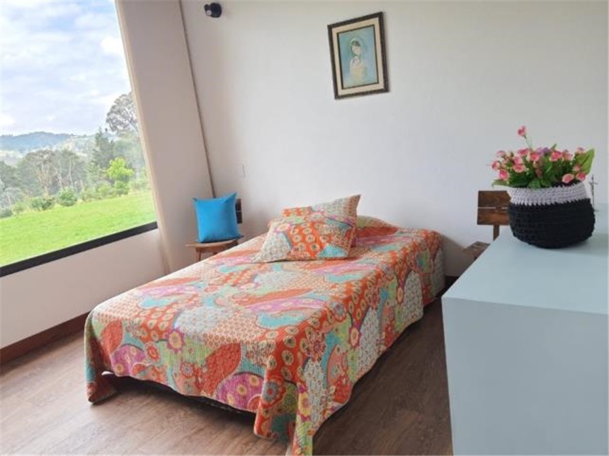 Casa de 3 alcobas en venta en El Carmen, El Retiro · foto 24 de 24