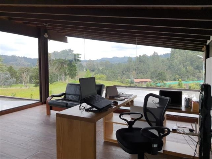Casa de 3 alcobas en venta en El Carmen, El Retiro · foto 23 de 24