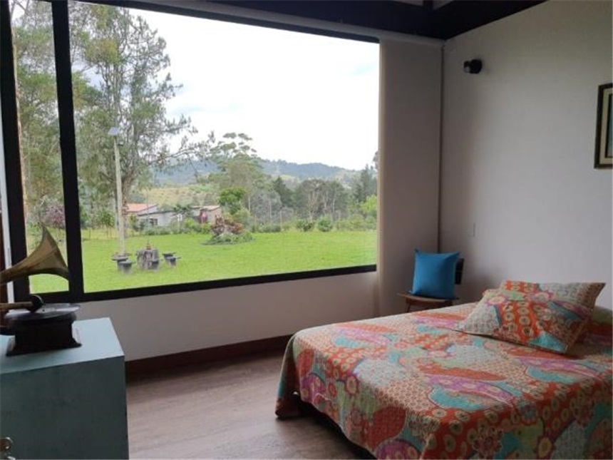 Finca en venta en El Carmen, El Retiro, 2296 m² · foto 16 de 24