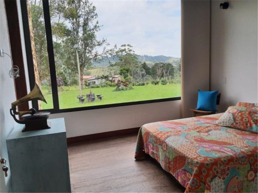 Finca en venta en El Carmen, El Retiro, 2296 m² · foto 22 de 24