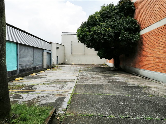 Local en venta en La Magnolia, Envigado, 809 m² · foto 4 de 17