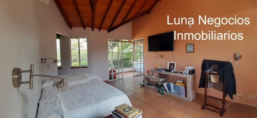 Casa de 4 alcobas en venta en Cn. Terrazas De Mezuli, Piedecuesta, 333 m² · foto 13 de 15