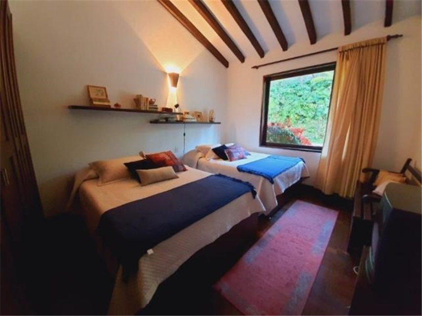 Casa de 10 alcobas en venta en El Retiro · foto 11 de 24