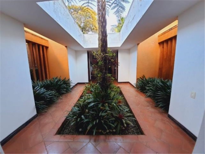 Casa de 10 alcobas en venta en El Retiro · foto 20 de 24