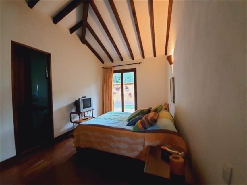 Casa de 10 alcobas en venta en El Retiro · foto 15 de 24
