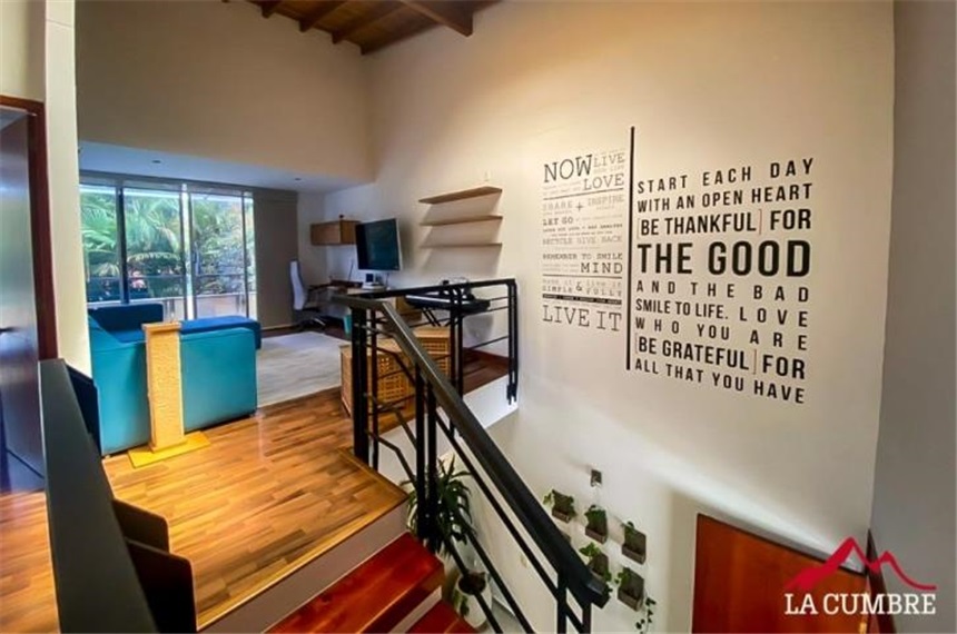Casa de 3 alcobas en arriendo en Media Luna, Medellín, 211 m² · foto 16 de 21